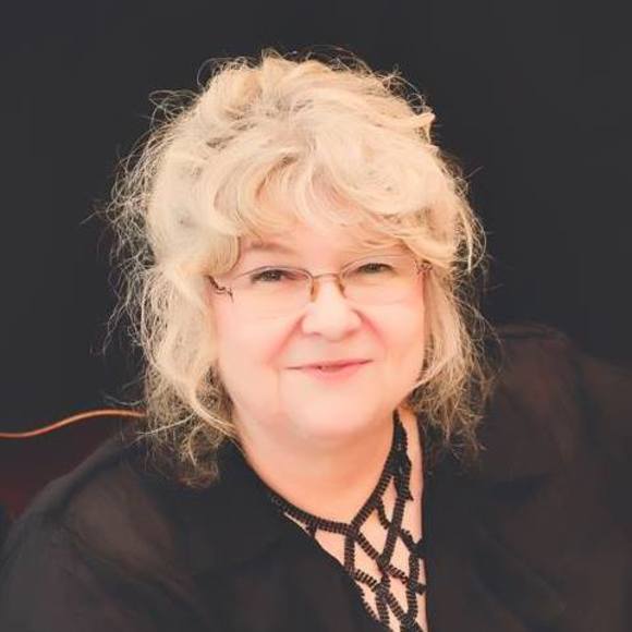 Meet your Posher, Deborah - Picture 1 of 1